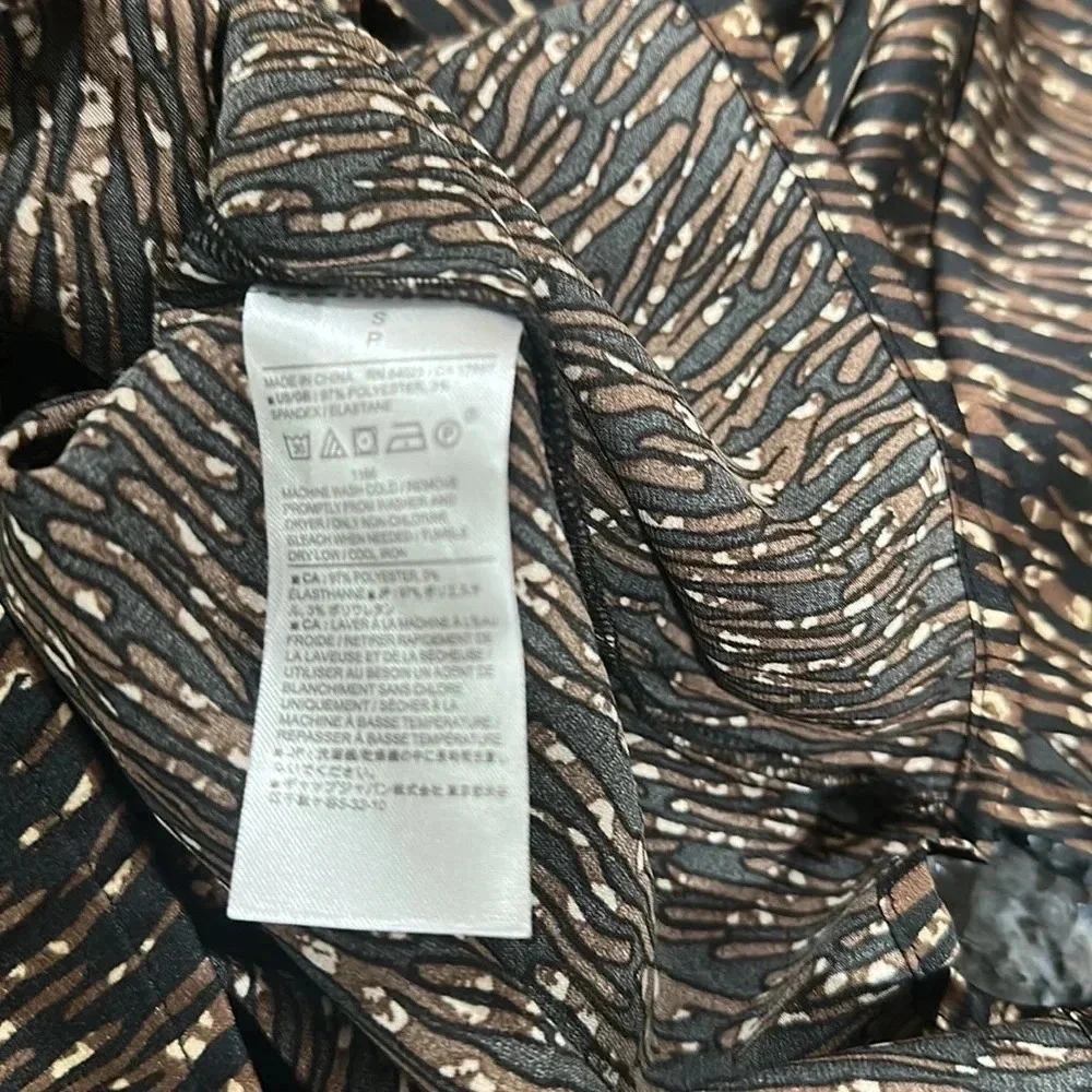 Banana Republic factory V-NECK DOLMAN TOP - Picture 7 of 7